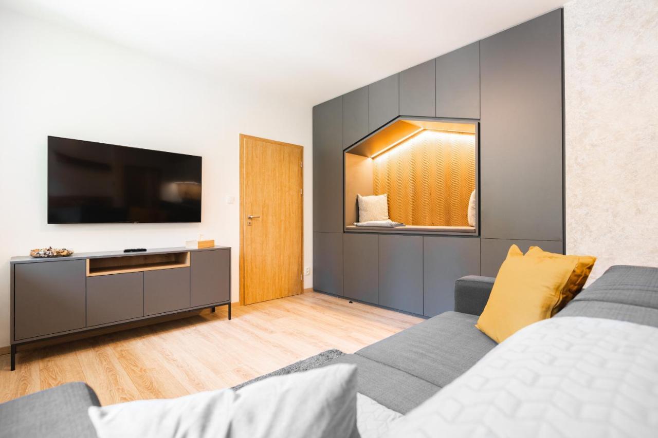Apartman U Vlka - Hubertus, การ์โลวา สตูดังกา ภายนอก รูปภาพ