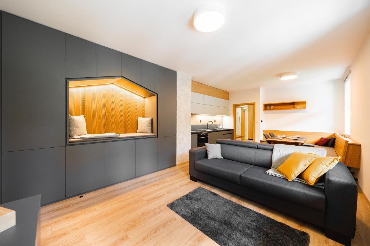 Apartman U Vlka - Hubertus, การ์โลวา สตูดังกา ภายนอก รูปภาพ